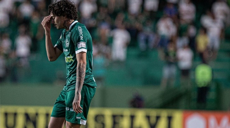  Isabela Azine/AGIF - Yan Souto, zagueiro do Goiás. 