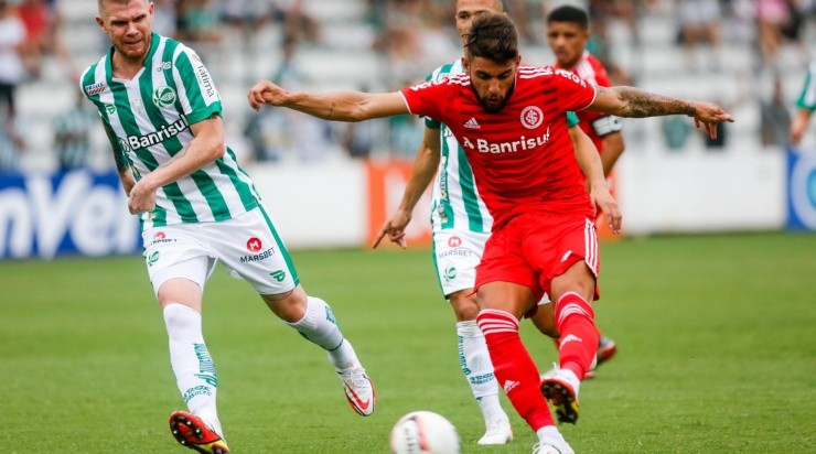  Luiz Erbes/AGIF - Boschilia atuando pelo Internacional. 