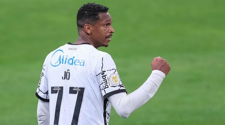 Foto: Marcello Zambrana/AGIF - Jô agradeceu a Fiel.