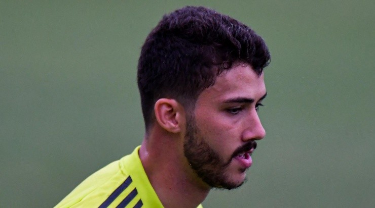 Foto: Thiago Ribeiro/AGIF - Zagueiro não vive boa fase.