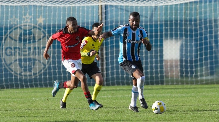 Foto: Rodrigo Fatturi/Grêmio/Divulgação - Leonardo Gomes: boa atuação em jogo do Brasileirão de Aspirantes