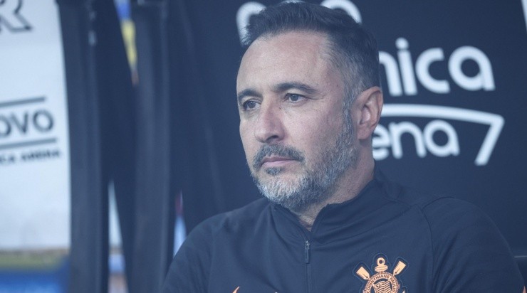 Foto: Ettore Chiereguini/AGIF - Treinador ficou irritado após a derrota do Corinthians. Foto: Ettore Chiereguini/AGIF - Treinador ficou irritado após a derrota do Corinthians.