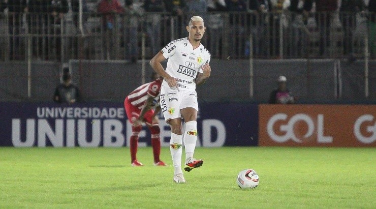 Foto: Beno Küster Nunes/AGIF - Crislan é um dos cotados para o ataque. 