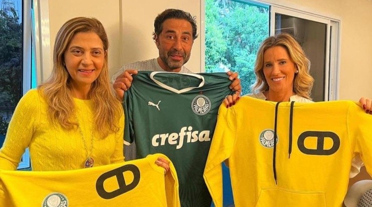 (Foto: Reprodução Instagram): Leila Pereira ao lado de João Adibe e Karla Marques.