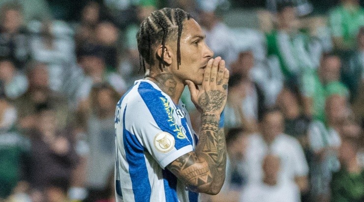 Foto: Robson Mafra/AGIF - Torcida do Avaí já se irritou com Guerrero.