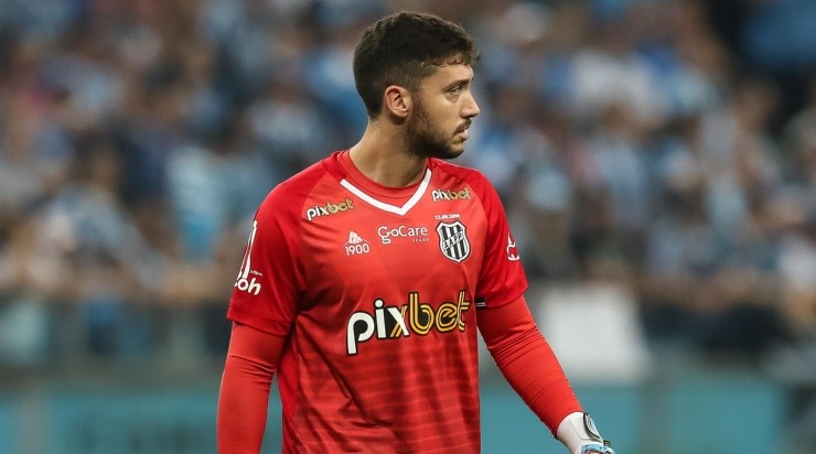 Foto: Pedro H. Tesch/AGIF - Caíque França foi o grande personagem contra o Novorizontino.