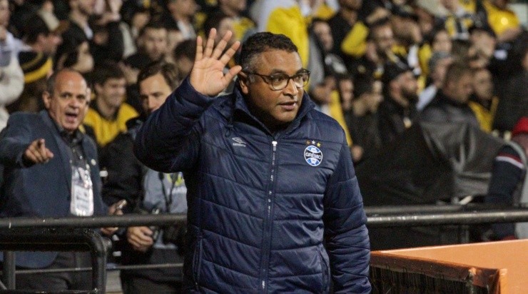 Foto: Lucas Sabino/AGIF - Criciúma foi o último time a enfrentar Roger no Grêmio.
