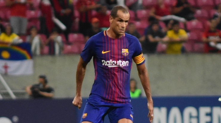 Foto: Paulo Paiva/AGIF - Rivaldo já jogou pelo Barcelona Legends. 