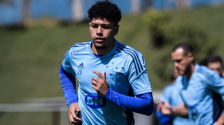 Foto: Gustavo Aleixo/Cruzeiro/Divulgação - Machado: volante vive bom momento no Cruzeiro Foto: Gustavo Aleixo/Cruzeiro/Divulgação - Machado: volante vive bom momento no Cruzeiro