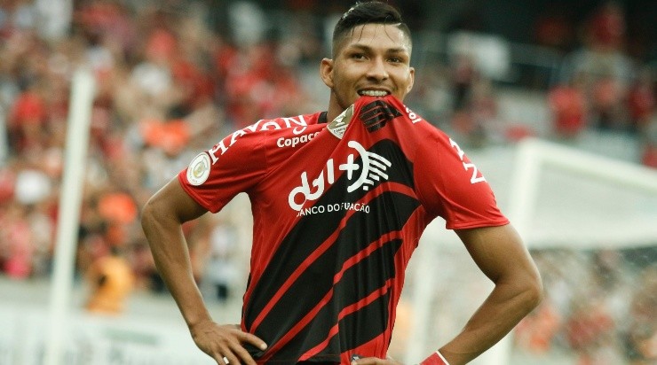 Foto: Gabriel Machado/AGIF - O atacante viveu bom momento na carreira com a camisa do Athletico