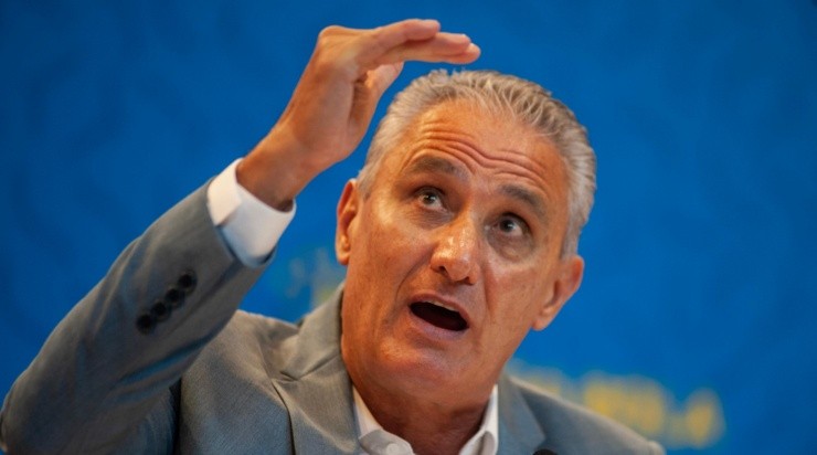 Foto: Allan Carvalho/AGIF - Tite deixou Rodinei de fora.