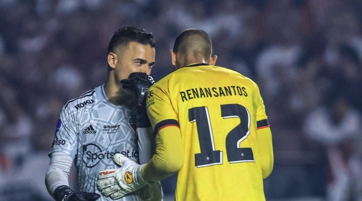 Foto: Marcello Zambrana/AGIF - Goleiros durante disputa de pênaltis da Copa Sul-Americana. Foto: Marcello Zambrana/AGIF - Goleiros durante disputa de pênaltis da Copa Sul-Americana.