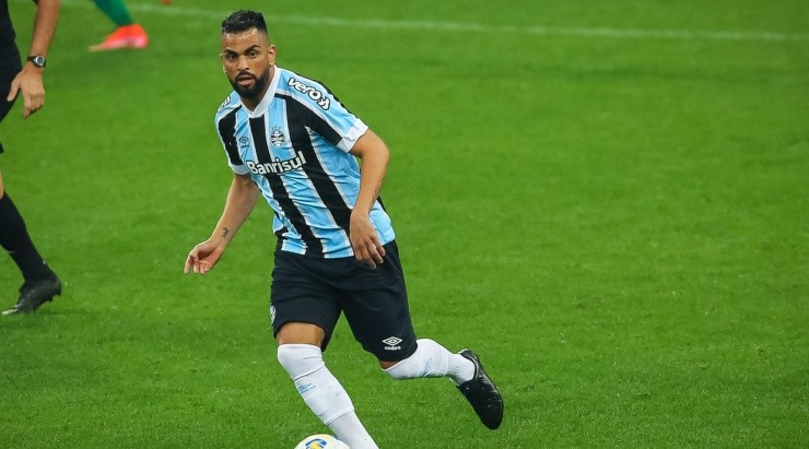 Foto: Pedro H. Tesch/AGIF - O ex-jogador conviveu com problemas físicos no Tricolor