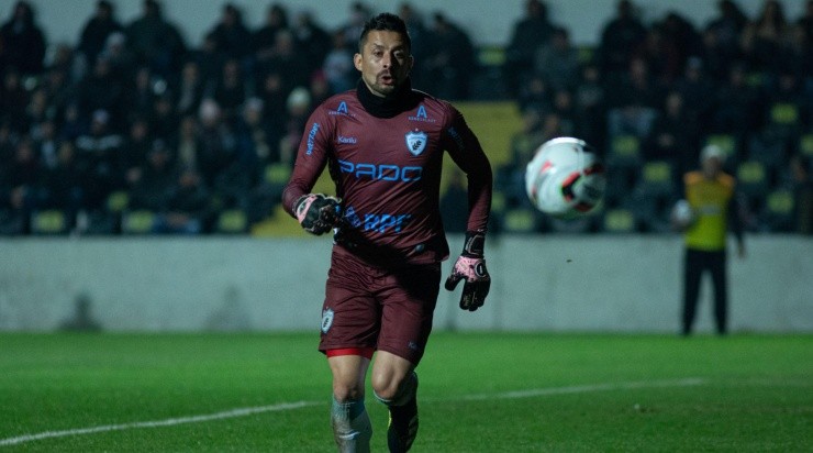 Foto: Joao Vitor Rezende Borba/AGIF - Matheus Nogueira é o titular da meta do Tubarão.