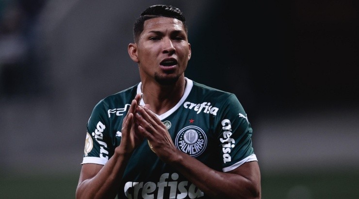 Foto: Ettore Chiereguini/AGIF - Denílson afirmou que Rony ainda pode sair. Foto: Ettore Chiereguini/AGIF - Denílson afirmou que Rony ainda pode sair.