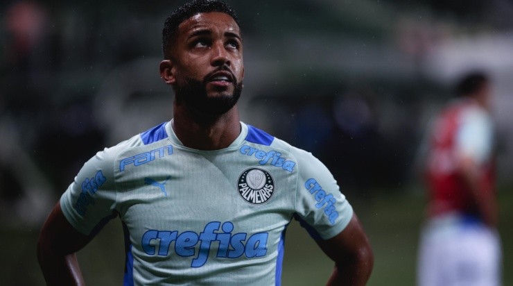 Foto: Ettore Chiereguini/AGIF - Jorge: lateral perdeu espaço no Palmeiras