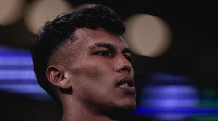 Foto: Ettore Chiereguini/AGIF - Jovem recebeu uma enxurrada de mensagens. Foto: Ettore Chiereguini/AGIF - Jovem recebeu uma enxurrada de mensagens.