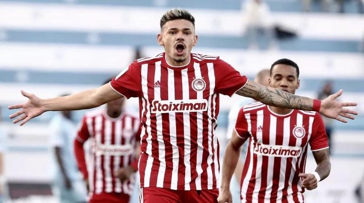 Foto: Divulgação / Olympiacos-GRE - Último clube de Tiquinho foi o Olympiacos, da Grécia.
