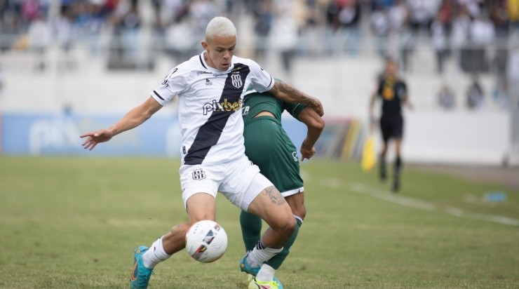 Diogo Reis/AGIF - Wallisson pela Ponte Preta. 