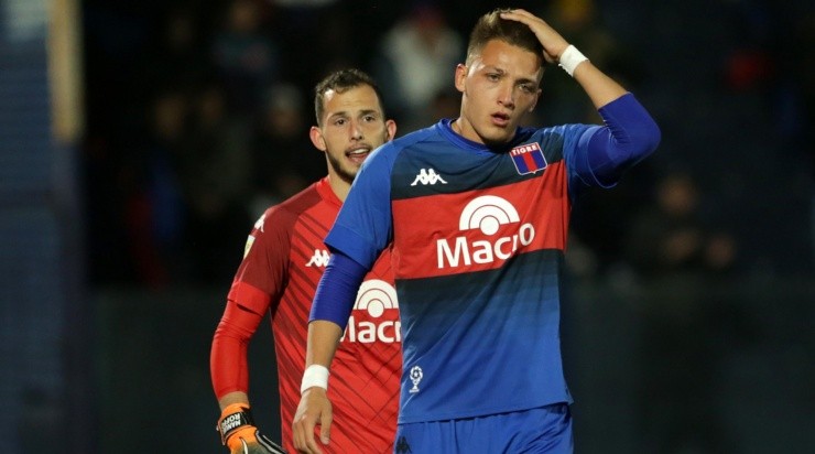 Daniel Jayo / Correspondente / Getty Images - Mateo em ação pelo Tigres. 