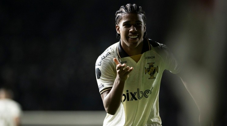 Foto: Jorge Rodrigues/AGIF - Andrey Santos: um dos destaques do Vasco na temporada de 2022