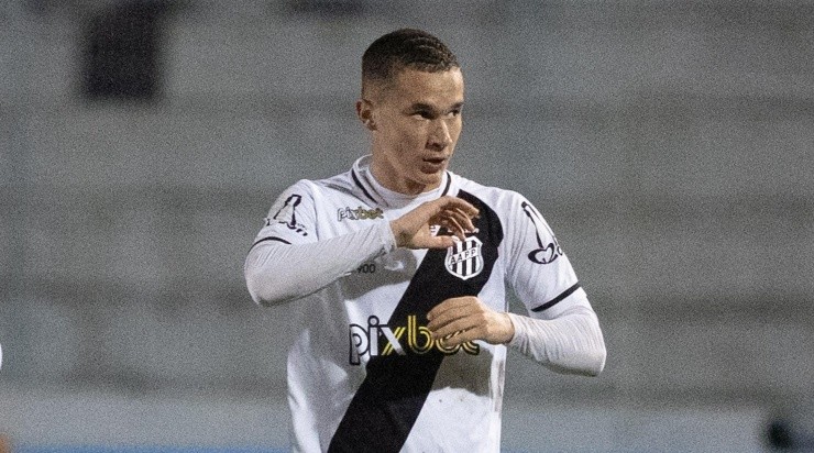 Foto: Diogo Reis/AGIF - Felipe Amaral deve ser uma das baixas.