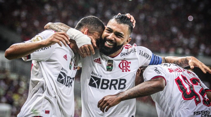 Foto: Lucas Emanuel/AGIF - Gabigol marcou duas vezes na derrota para o Fortaleza.