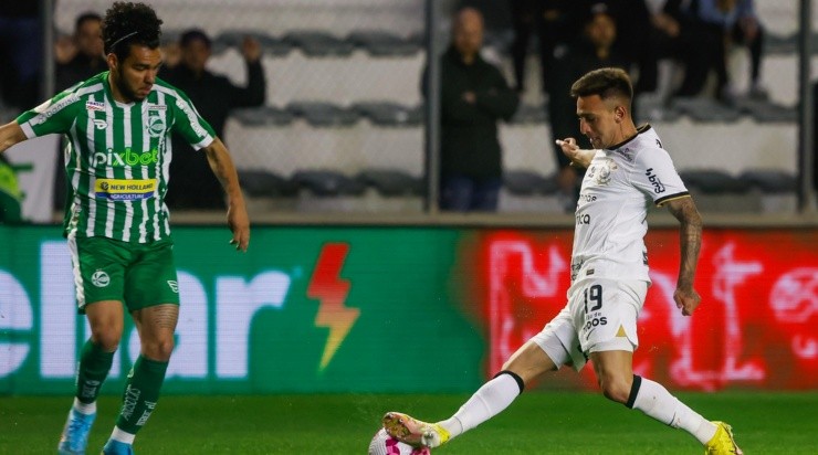 Foto: Luiz Erbes/AGIF - Mosquito falhou feio no segundo gol do Juventude.
