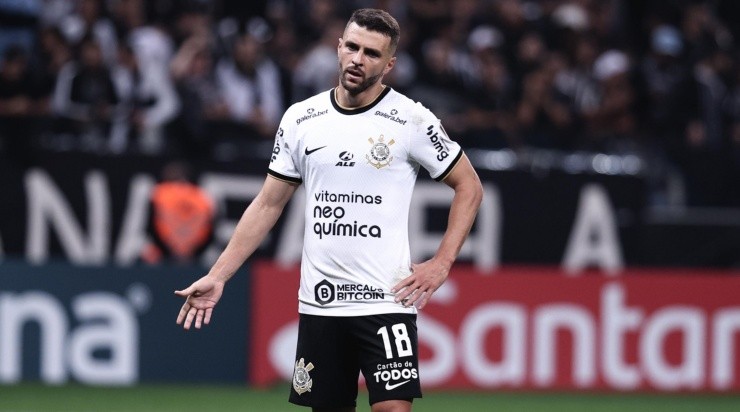 Foto: Ettore Chiereguini/AGIF - Camisa 18 não foi bem desde que chegou.