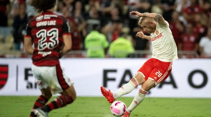 Foto: Jorge Rodrigues/AGIF - O Flamengo quer tirar o atacante do Colorado