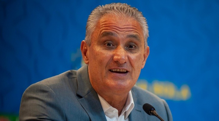 Foto: Allan Carvalho/AGIF - Tite surge como opção que agrada a diretoria.