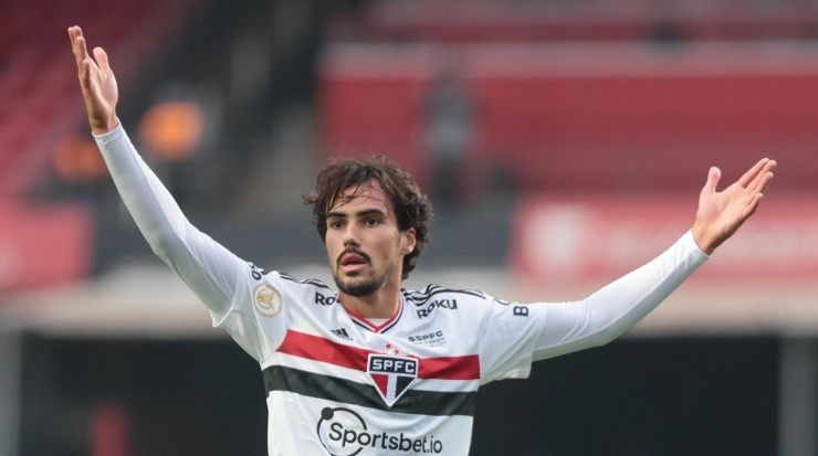Foto: Marcello Zambrana/AGIF - Meio-campista deve sair do São Paulo. Foto: Marcello Zambrana/AGIF - Meio-campista deve sair do São Paulo.