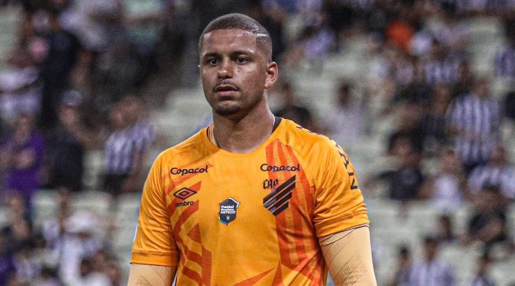 Foto: Lucas Emanuel/AGIF - Anderson: goleiro está de saída do Athletico