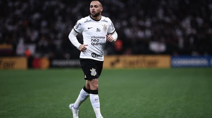 Foto: Foto: Ettore Chiereguini/AGIF - Maycon quer estar na grande final da Copa do Brasil