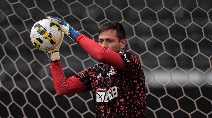 Thiago Ribeiro/AGIF - Diego Alves pelo Fla. Thiago Ribeiro/AGIF - Diego Alves pelo Fla.