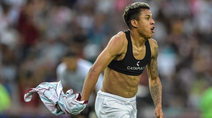 Foto: Thiago Ribeiro/AGIF - Matheus Martins: jovem foi decisivo para o Fluminense no clássico