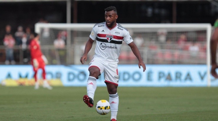 Foto: Rubens Chiri/Saopaulofc.net/Divulgação - Luan: pode voltar a ser titular do São Paulo