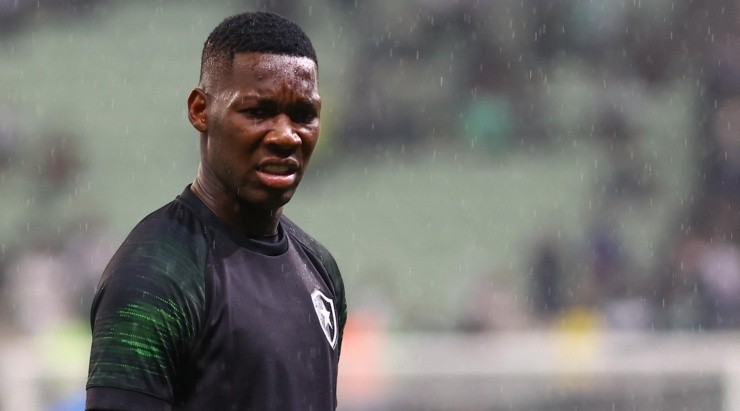 Foto: Marcello Zambrana/AGIF - PK ainda tenta se firmar no Botafogo, mas recebeu elogios de Textor.