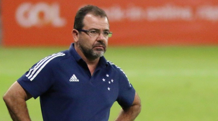 Foto: Fernando Moreno/AGIF - Enderson é tricampeão da Série B na carreira.