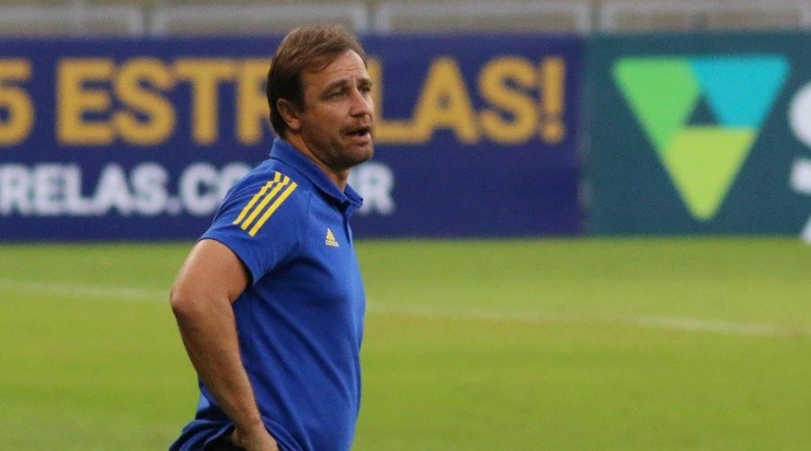 Foto: Fernando Moreno/AGIF - Felipe Conceição não engatou bons trabalhos após sair do Cruzeiro.