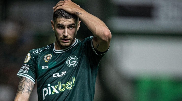 Heber Gomes/AGIF - Pedro Raúl pelo Goiás.