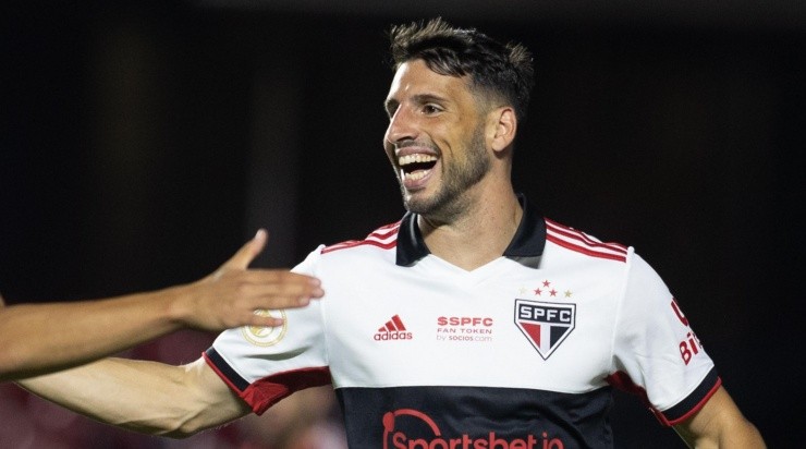 Foto: Diogo Reis/AGIF - Calleri é o artilheiro do Tricolor na temporada com 16 gols Foto: Diogo Reis/AGIF - Calleri é o artilheiro do Tricolor na temporada com 16 gols