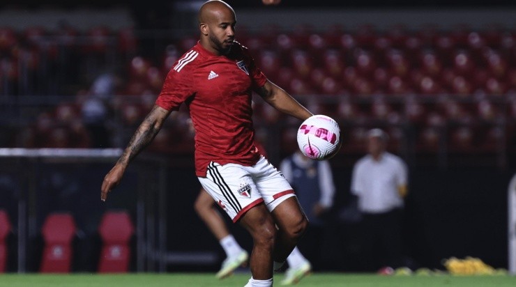 Foto: Ettore Chiereguini/AGIF - Patrick: meia está em alta com a camisa do Tricolor Foto: Ettore Chiereguini/AGIF - Patrick: meia está em alta com a camisa do Tricolor