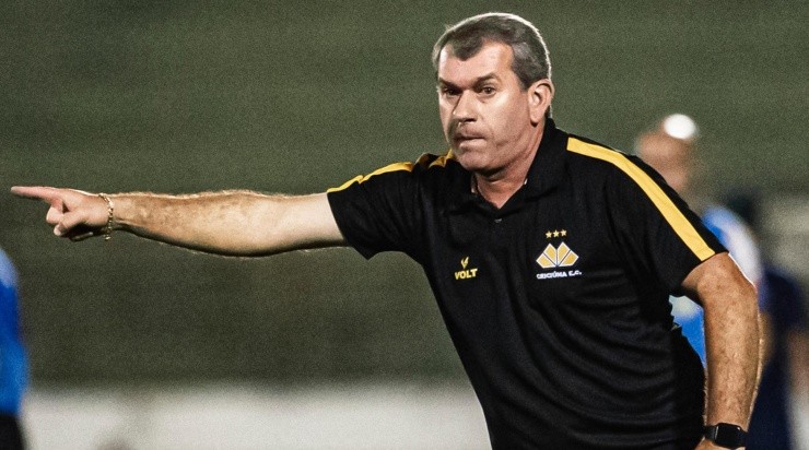 Foto: Diogo Reis/AGIF - Claudio Tencati espera continuar no Criciúma em 2023