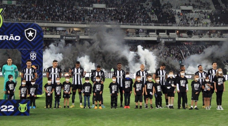 Foto: Vitor Silva/Botafogo/Divulgação - O Glorioso voltou a decepcionar seu torcedor atuando em casa no Brasileirão