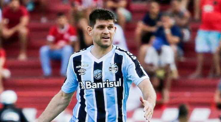 Foto: Rafael Vieira/AGIF - Kannemann: contrato com o Grêmio está terminando Foto: Rafael Vieira/AGIF - Kannemann: contrato com o Grêmio está terminando