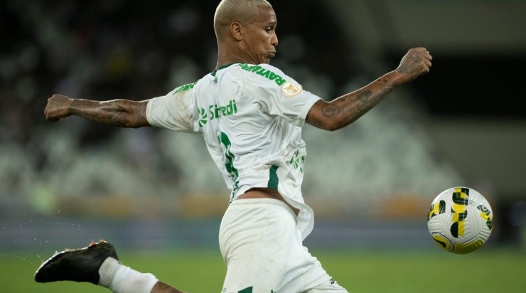 Foto: Jorge Rodrigues/AGIF - Camisa 9 marcou três vezes nos últimos três jogos