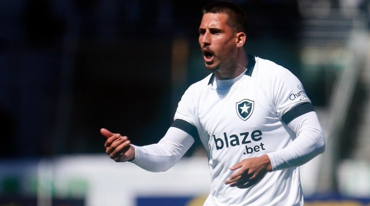 Foto: Vitor Silva/Botafogo/Divulgação - Gabriel Pires: alvo de críticas da torcida do Botafogo