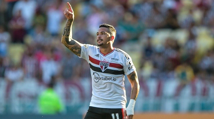 Foto: Thiago Ribeiro/AGIF - Luciano marcou um belo gol na etapa inicial.