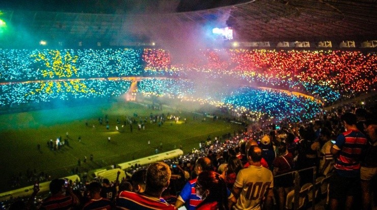 Foto: Karim Georges/Twitter oficial Fortaleza - Torcida fez festa no último jogo do Brasileirão de 2021